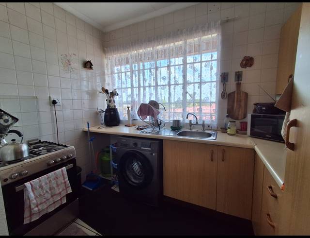 1 BEDROOM APARTMENT FOR SALE IN SUNAIR PARK